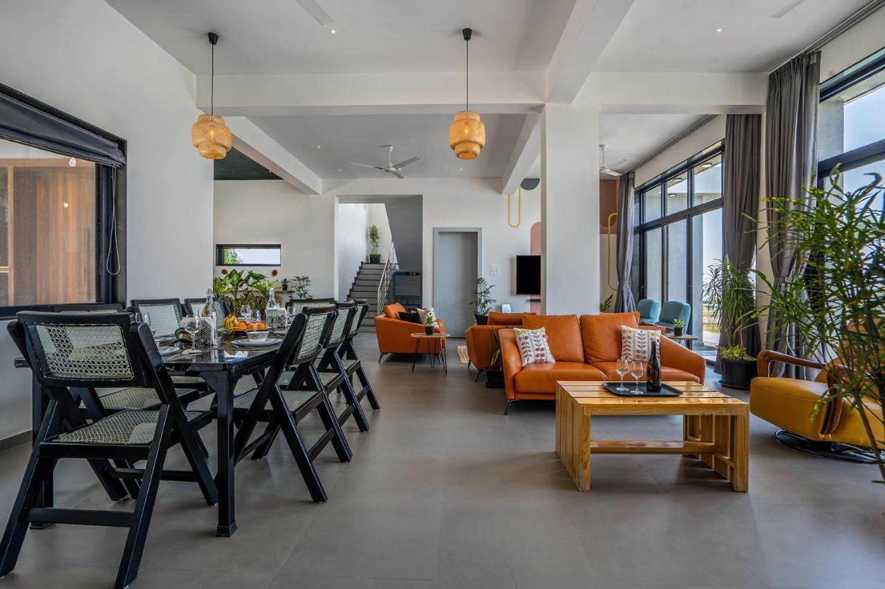 Casa Boho By Stayvista - Contemporary Design, Farm-View, Swimming Pool & Indoor Games For A Chic Retreat Насик Экстерьер фото